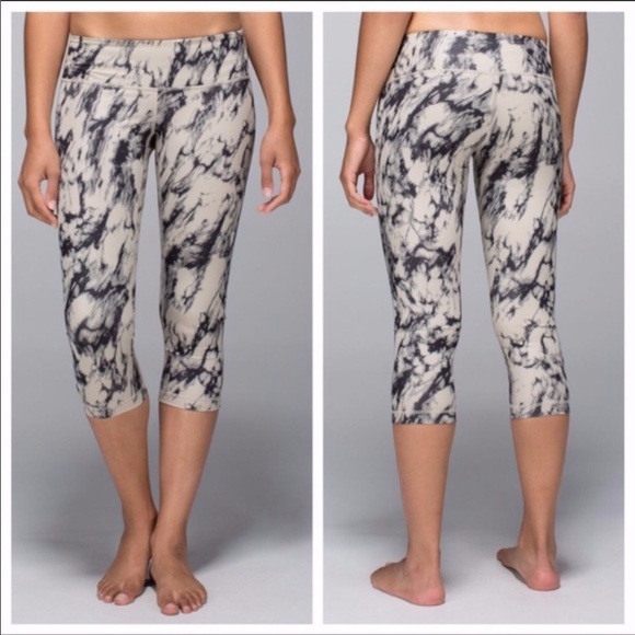 lululemon athletica Pants - Lululemon Wunder Under Crop *Full-On Luxtreme